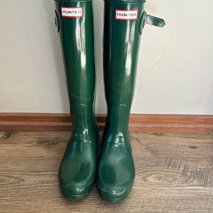 Hunter Boots, Women’s Original Tall Rain Boots, Green, Size US 9